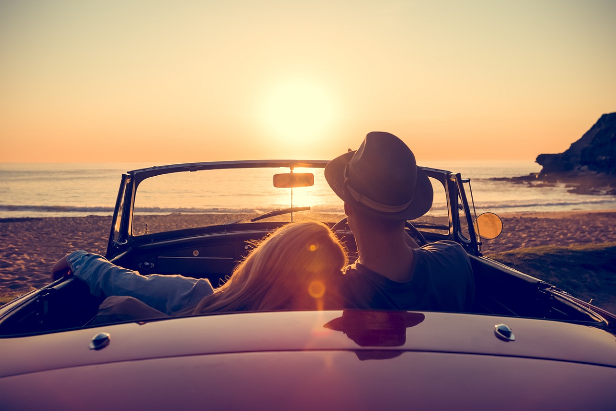 7 Romantic Summer Date Ideas