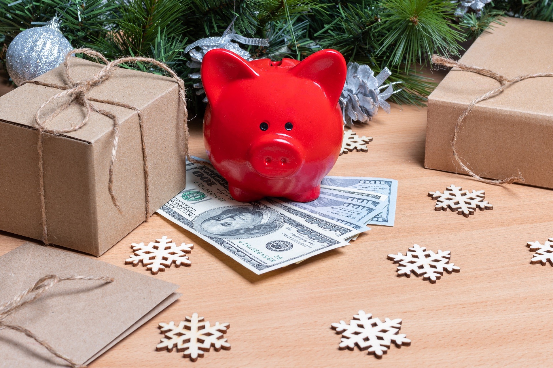 8 Tips For Saving on Holiday Traditions