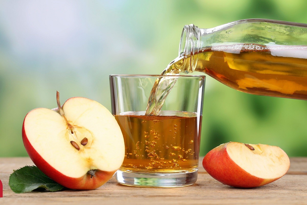 6 Health Benefits of Drinking Apple Juice