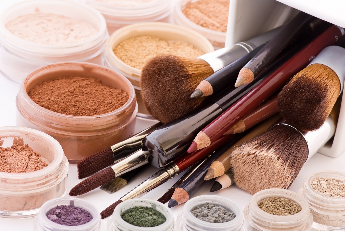 All Natural Cosmetics – Why You Should Consider Them