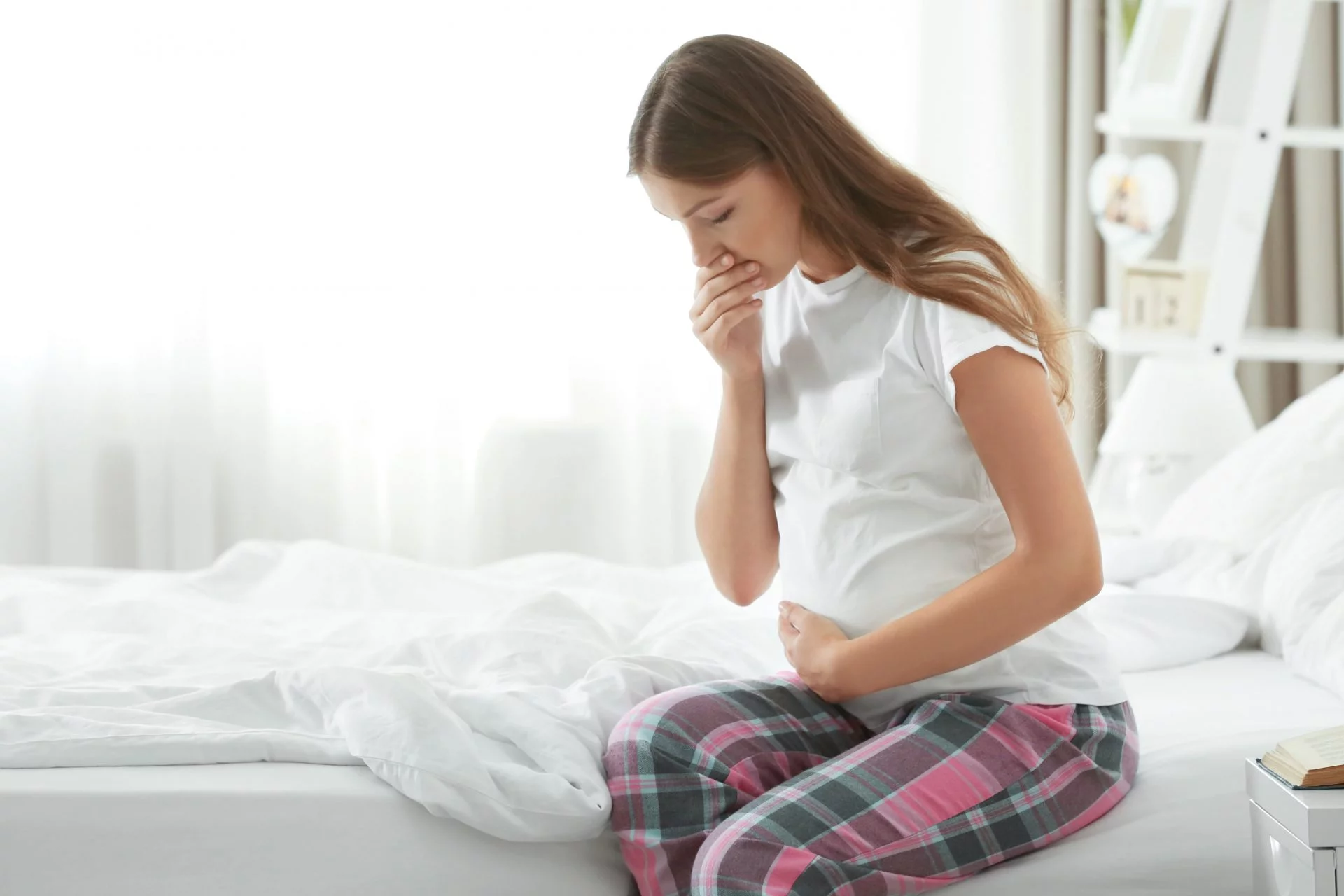 6 Tips for Coping with Morning Sickness