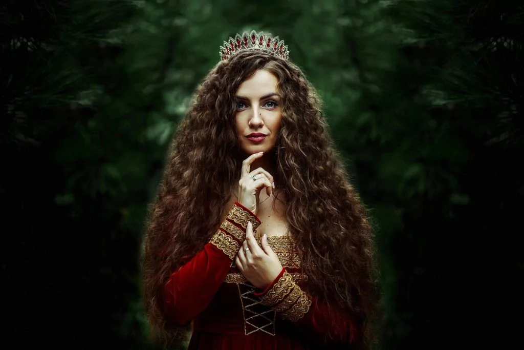 9 Great Ways to Think Like a Queen