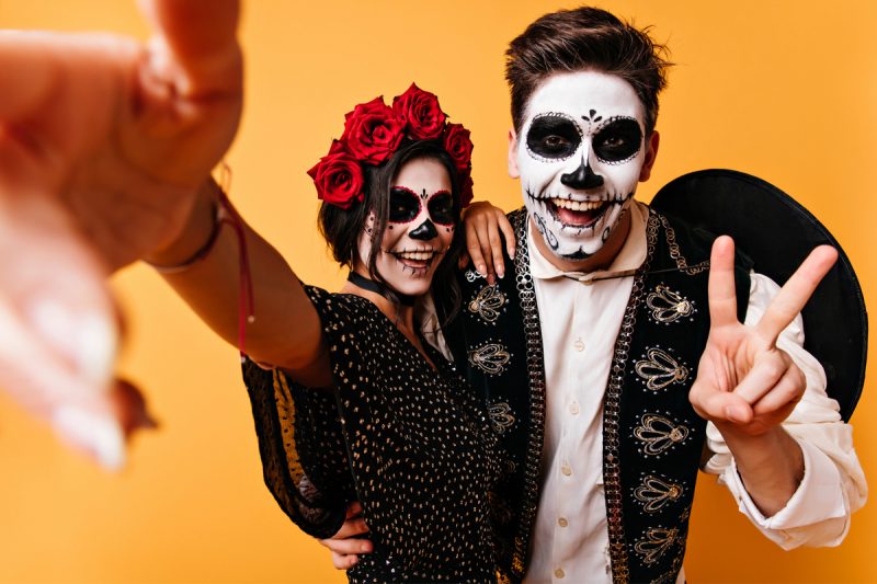 10 Halloween Costume Ideas for Couples