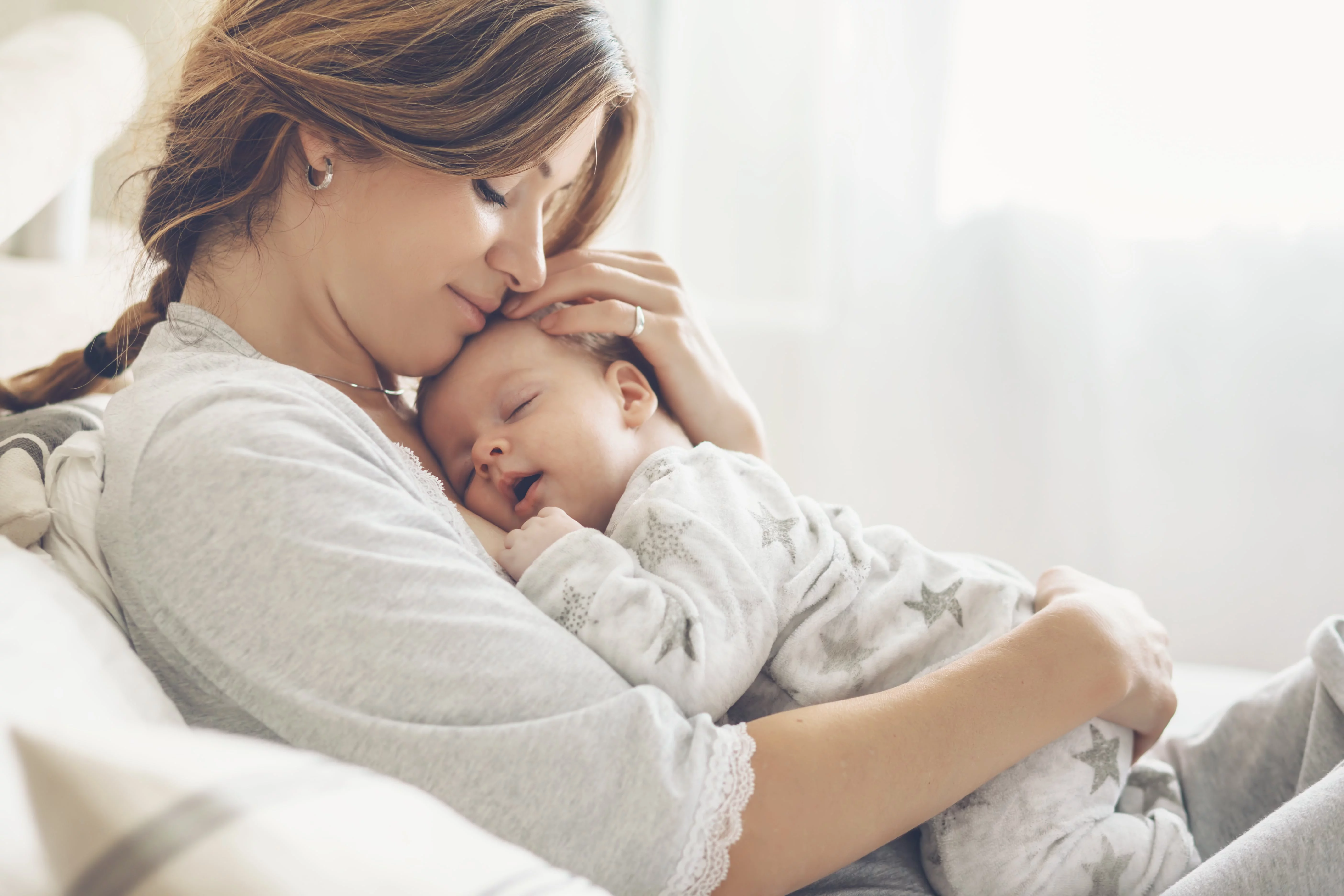 9 Useful Tips on How to Simplify Your Life Right after Birth of Your Child