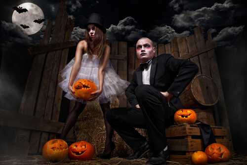 10 Halloween  Costume  Ideas  for Couples 