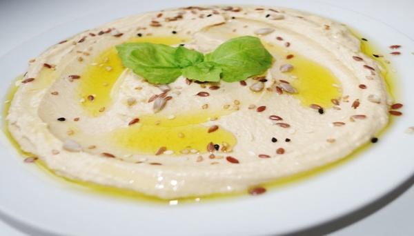 Foods That Help Fight Cellulite Hummus