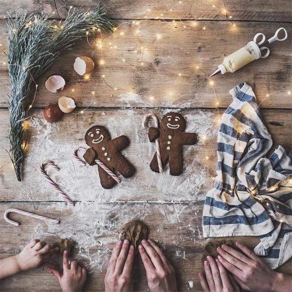 Celebrate Christmas with Kids Bake Christmas cookies