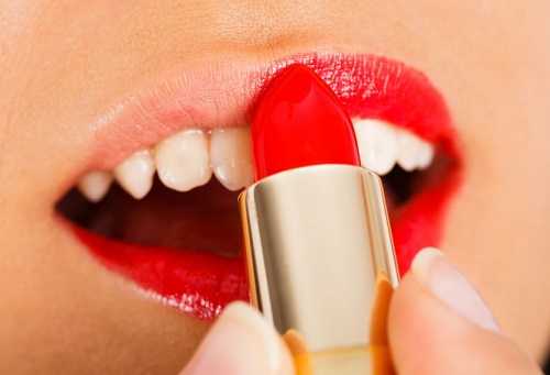 Get Creative with Lipstick