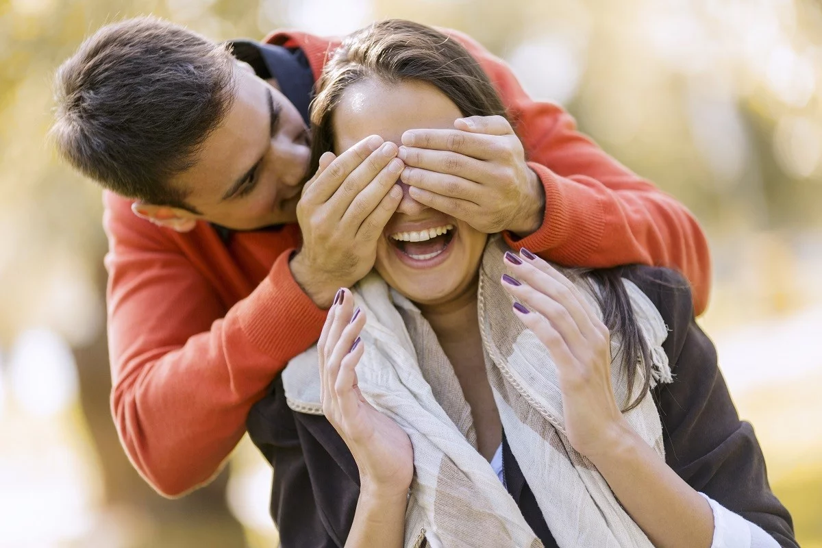 10 Weird Things Men Find Attractive in a Woman