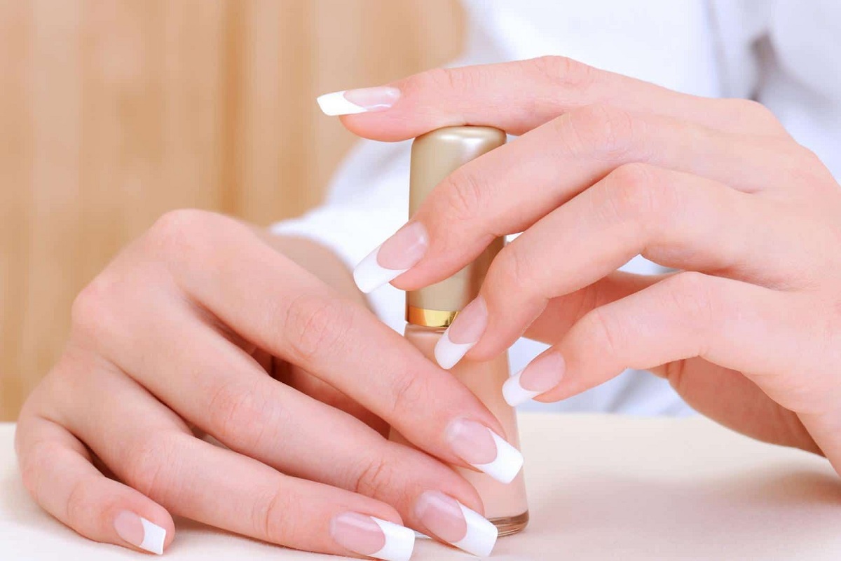 10 Essential Tips For Taking Care Of Acrylic Nails