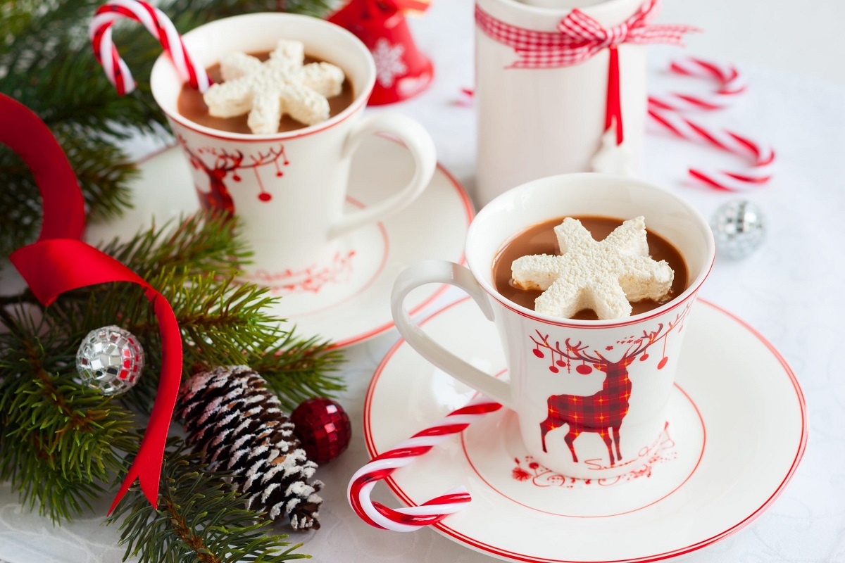 10 Winsome Ways to Boost Your Christmas Spirit