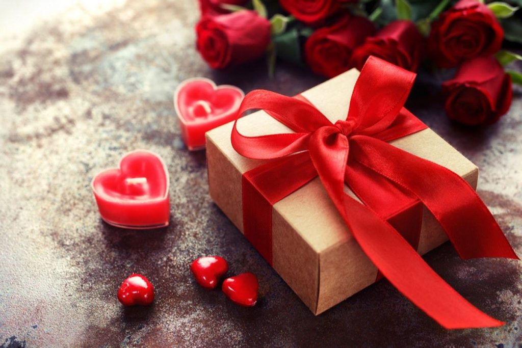 10 Best Valentine’s Day Gifts for Your Sweetheart