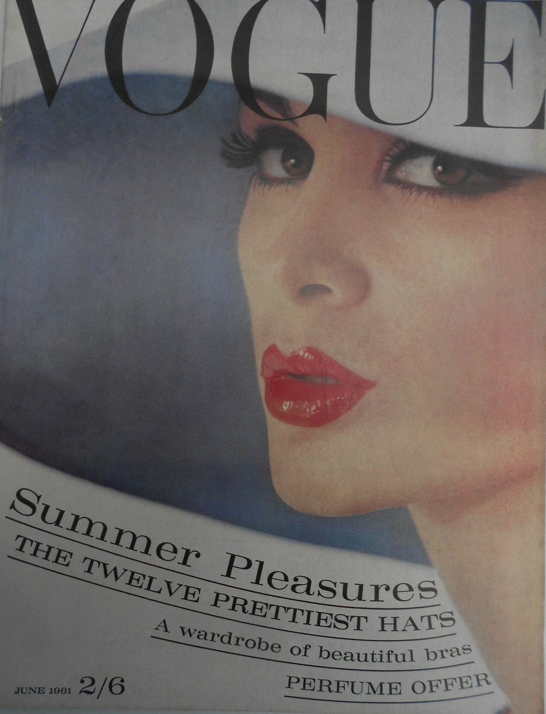 393. June, 1961 - 1159 British Vogue Covers - History of Fashion (Images)