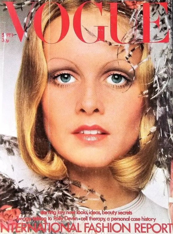 560. Twiggy - September, 1972 - 1159 British Vogue Covers - History of ...