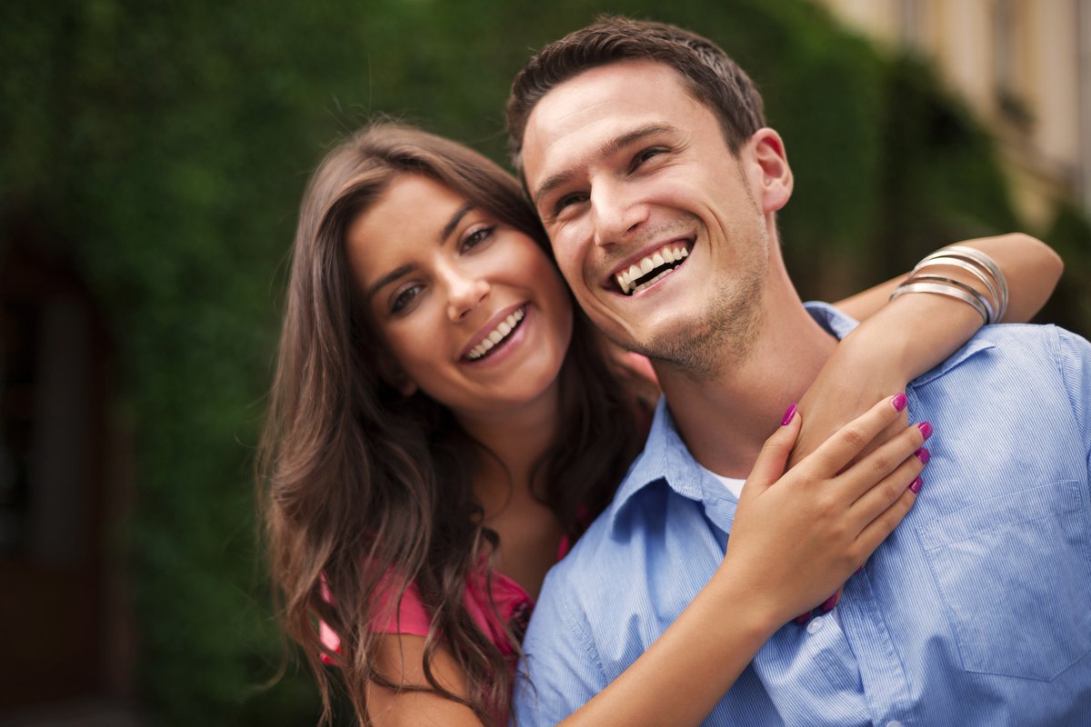 9 Quick and Effective Ways to Make Your Man Smile after a Hard Day