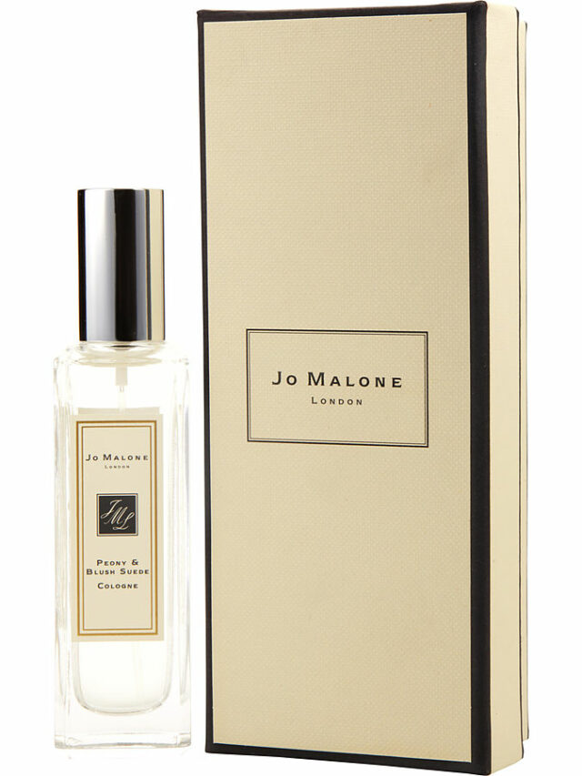 Reveal the beauty of Jo Malone Peony & Blush Suede Cologne Spray